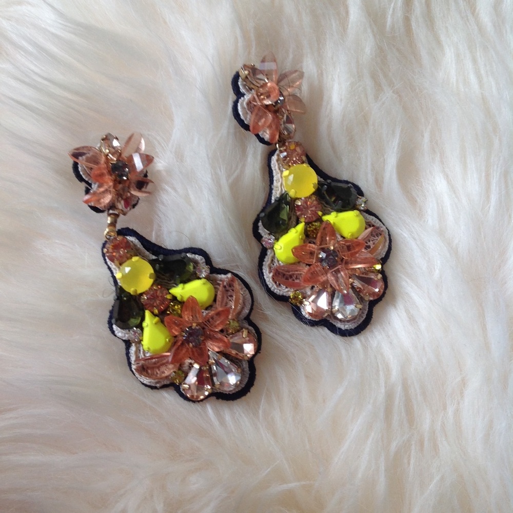 JCREW STATEMENT EARRINGS - Picture 2 of 3